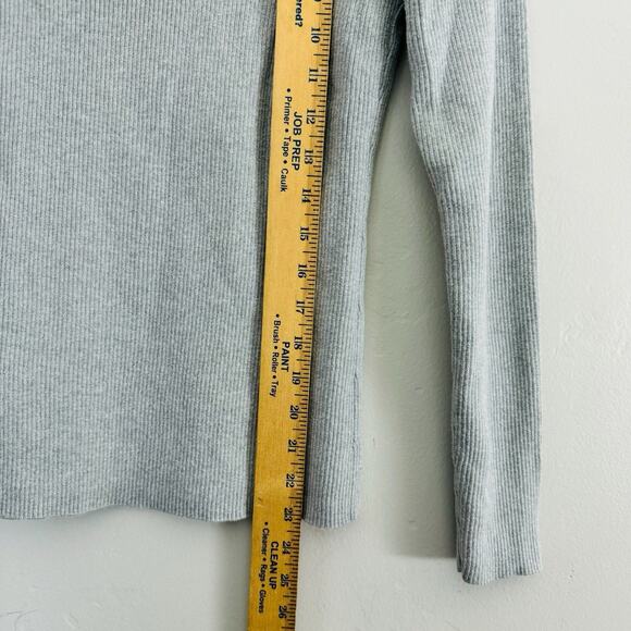 Ann Taylor Gray Ribbed Turtle Neck Long Sleeve Shirt Women’s Size Medium - Picture 5 of 9